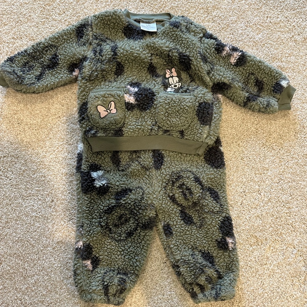 Disney Baby Green and Black Fleece Outfit - Picture 2 of 16